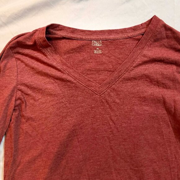 Bundle of FOUR Falls Creek brand Long Sleeve Vneck basic tops SIZE MEDIUM - Picture 3 of 13